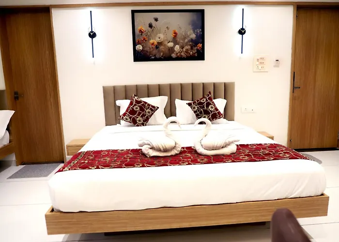 Hotel Ellora Pride