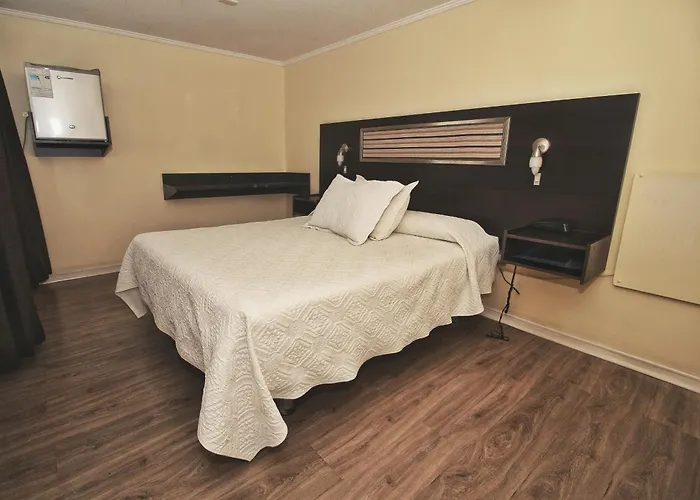 Hotel Costa Marfil Baquedano