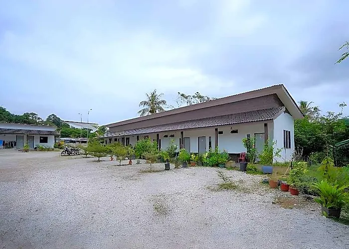 Capital O 90168 Serambi Pelangi Chalet
