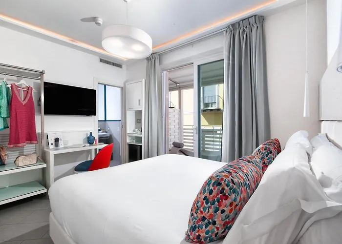 Hotel Tasso Suites & Spa