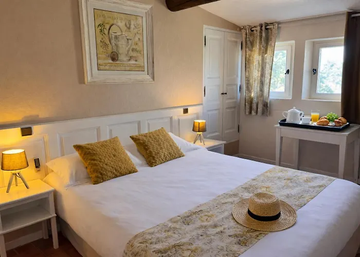 Logis Hotel Le Mas De Cure Bourse