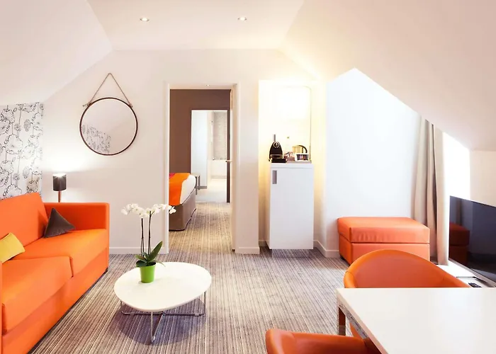 Mercure Nantes Centre Grand Hotel