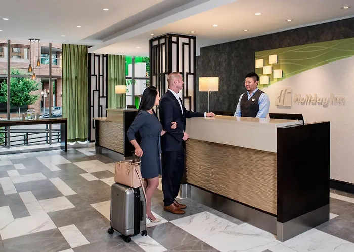 Holiday Inn & Suites Vancouver Downtown By Ihg