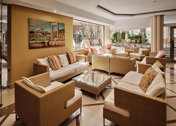 Acacia Resort