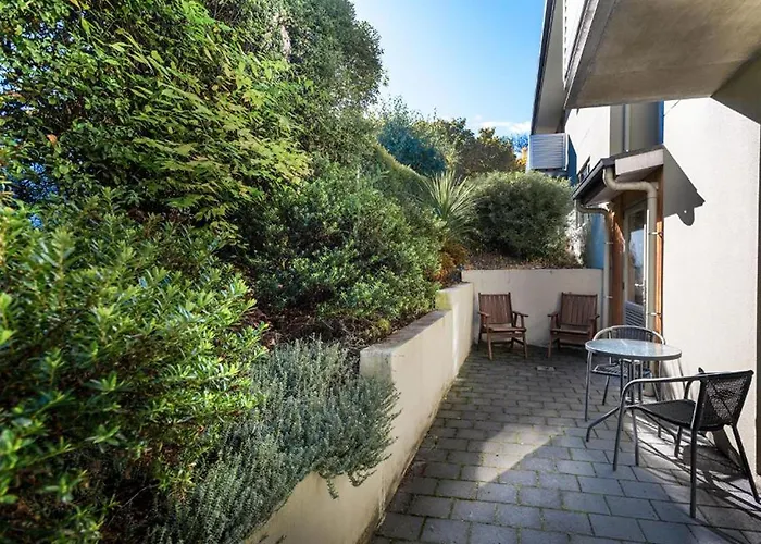 Queenstown Motel Apartments (Adults Only)