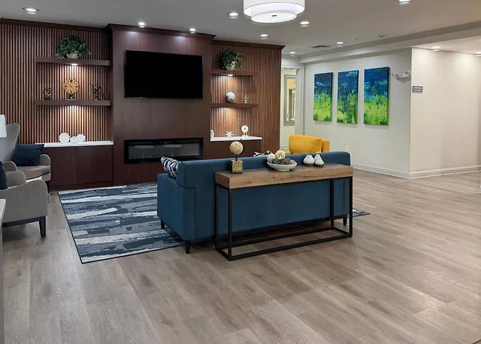 Comfort Inn & Suites Concord - Kannapolis