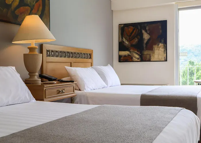 Hotel Estelar Altamira