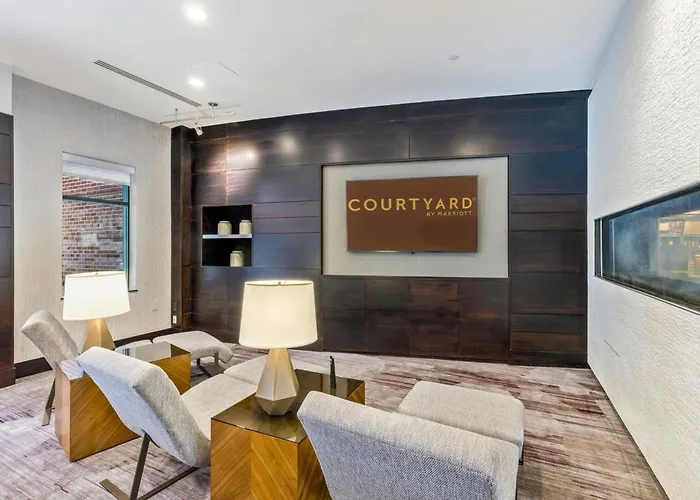 Courtyard By Marriott Boston Waltham