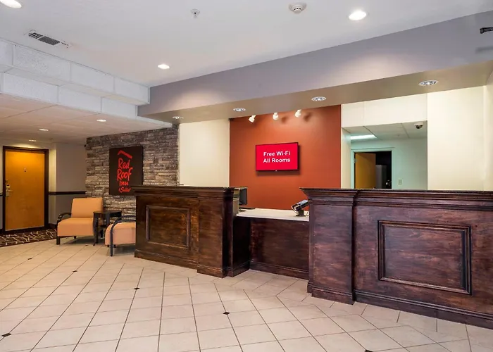 Red Roof Inn & Suites Biloxi - Ocean Springs