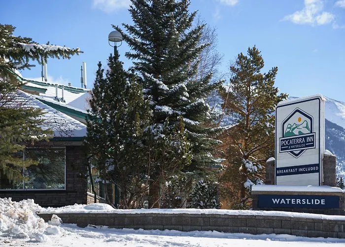 Pocaterra Inn & Waterslide