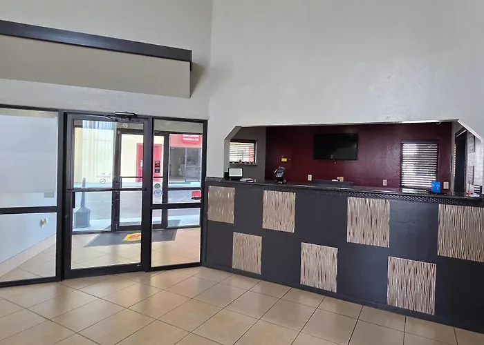 Super 8 By Wyndham Richland Ms