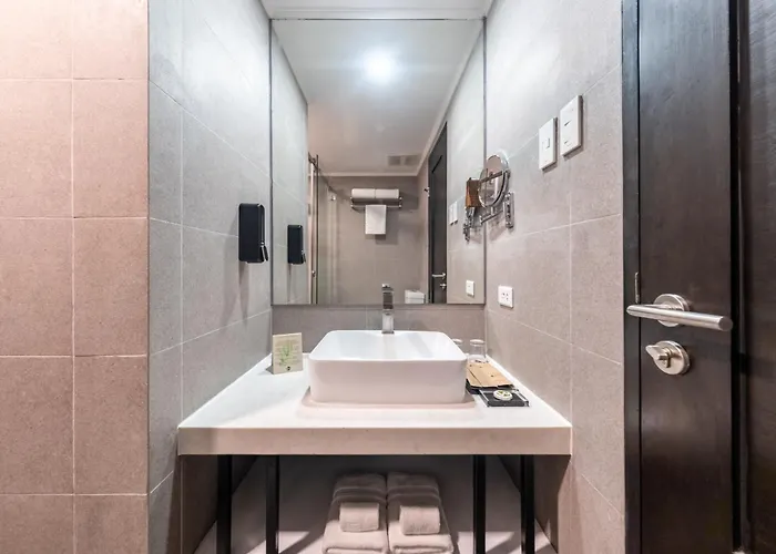 Widus Hotel Clark