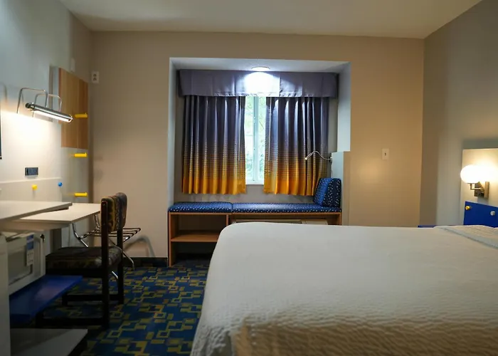 Microtel Inn & Suites By Wyndham Hagerstown By I-81