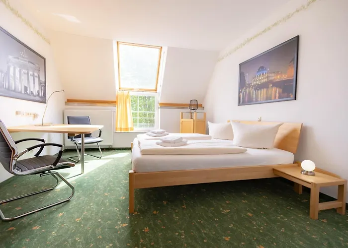 Hotel Boerdehof, Direkt An Der A2 & A14, Mit Restaurant
