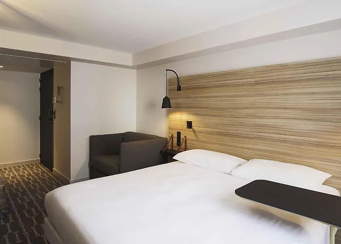 Ibis Styles Laval Centre Gare