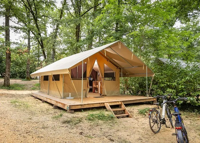 Huttopia Divonne Les Bains