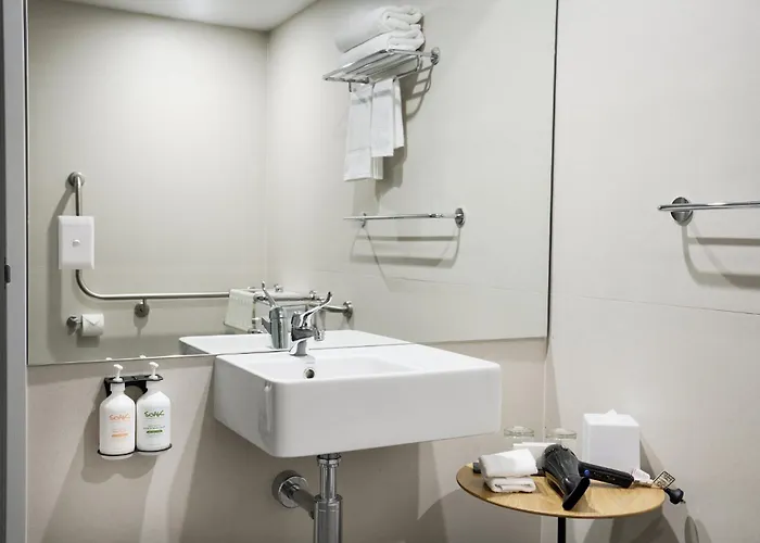 Holiday Inn West Perth By Ihg