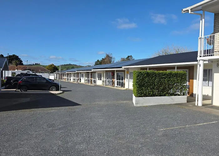 Twin Coast Adventures Motel & Cycle Hire