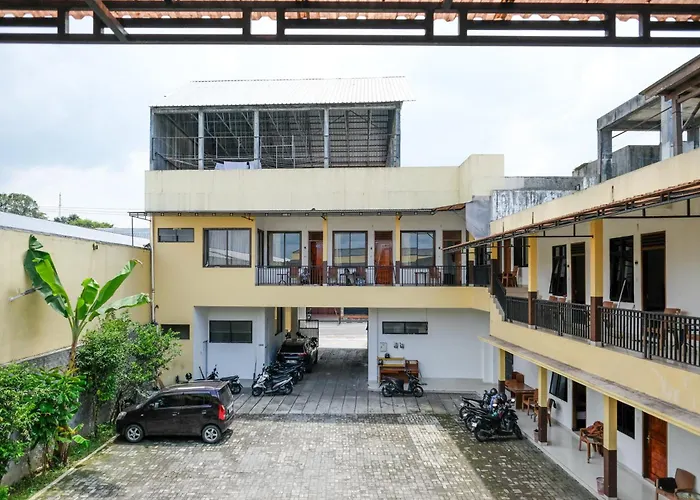 Reddoorz Near Alun Alun Wonosobo