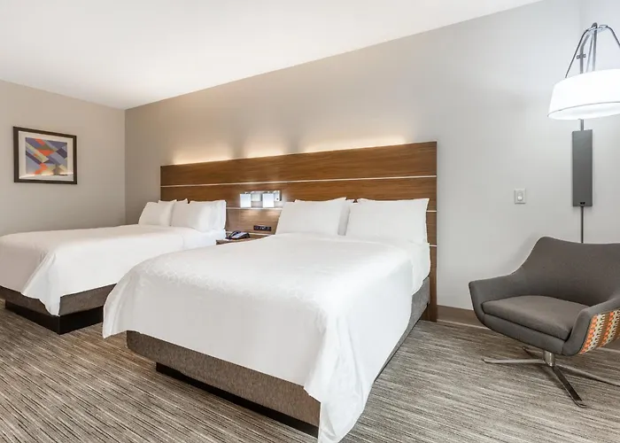 Holiday Inn Express & Suites Kearney By Ihg