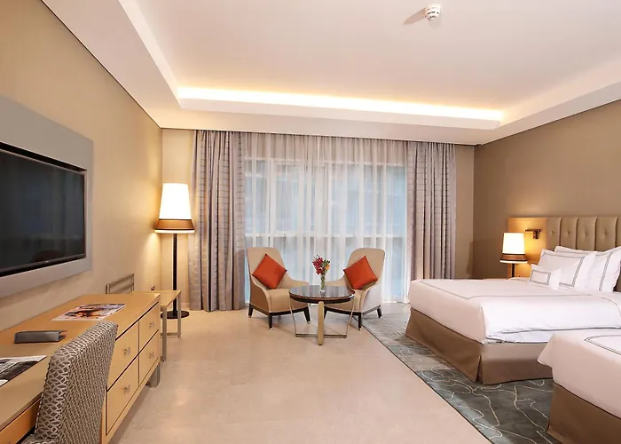 Grand Cosmopolitan Hotel