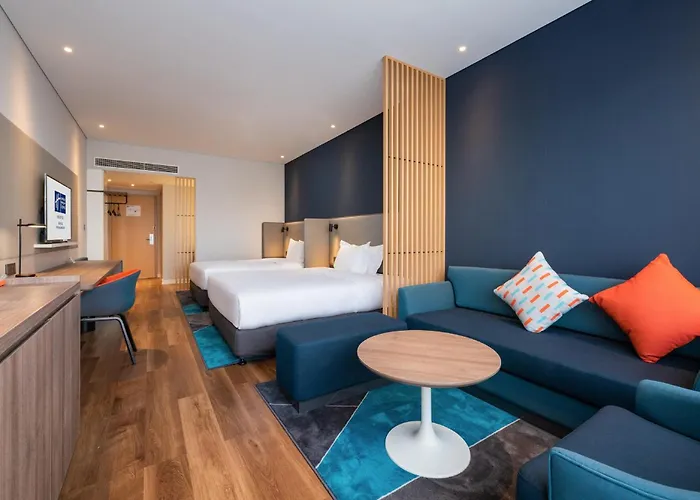 Holiday Inn Express Dongyang Hengdian By Ihg