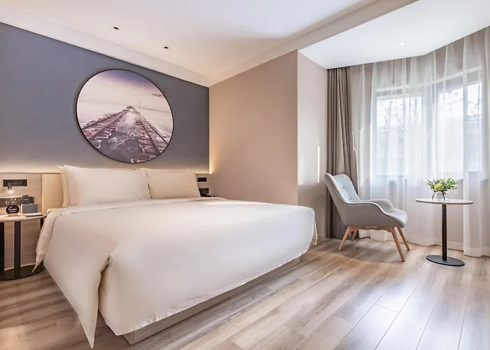 Atour Light Hotel Hohhot Gulou General Bureau