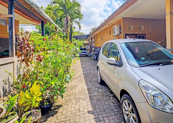 Hotel O Sekar Jagat Near Pantai Baluk Rening
