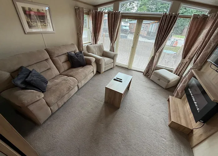 Silver Birch Lodge