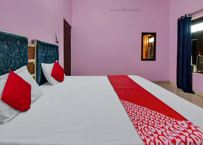 Hotel O Galaxy Guest House