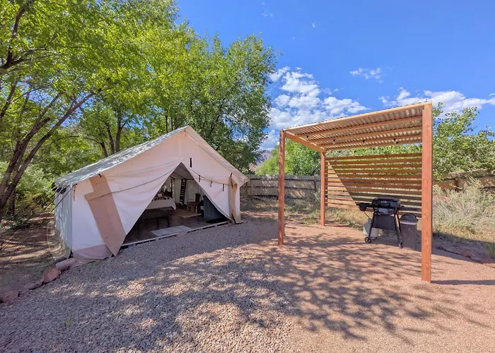 Gateway Glamping