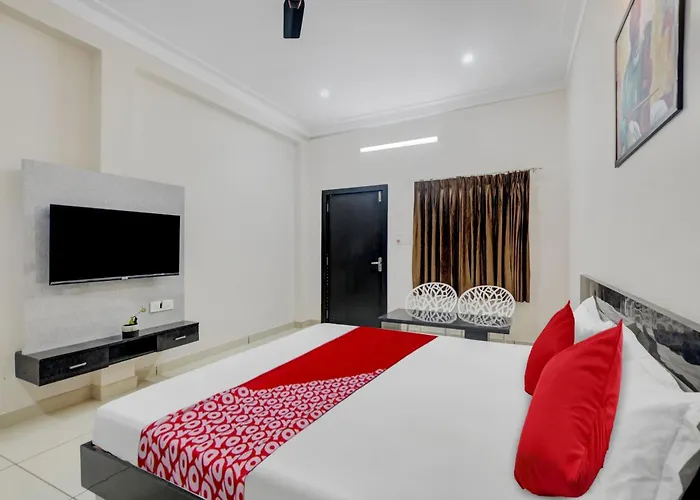Hotel O Shree Ji Kunj