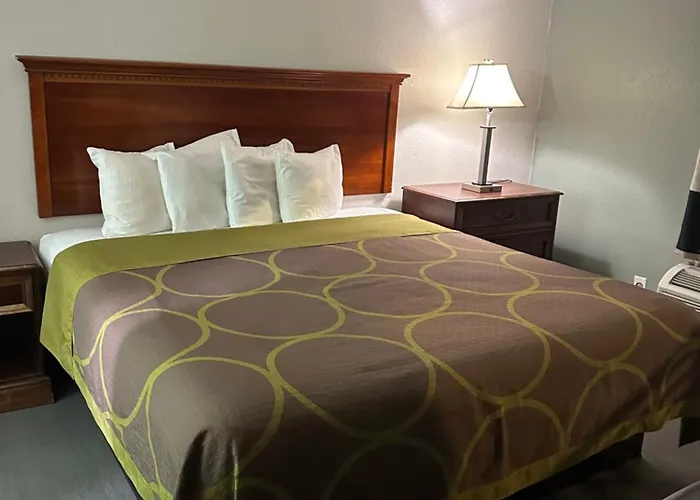 Heritage Inn
