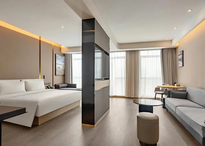 Atour S Hotel Xining Haihu New District Sdic Plaza
