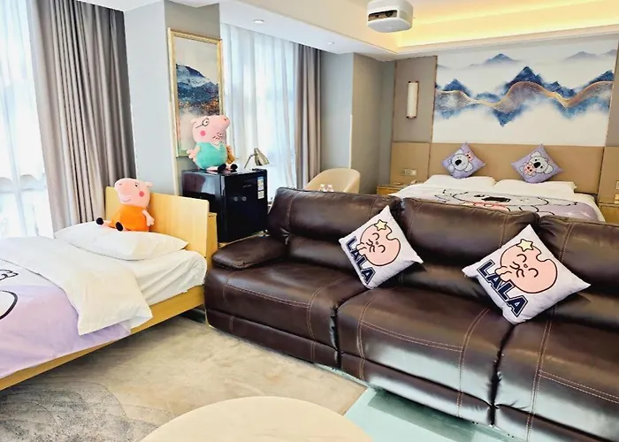Vienna Hotel Shaanxi Hanzhong Central Square High-Speed Railway Station