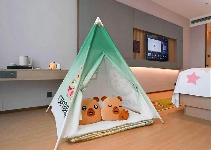 Lavande Hotel Duyun Dashizi Wenfeng Park