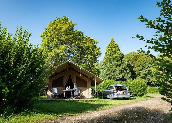 Camping Onlycamp Les Berges De L'Yonne