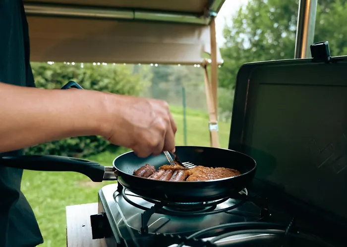 Camping Onlycamp Les Berges De L'Yonne
