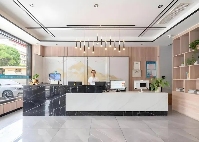 Greentree Inn Hanzhong Railway Station Beiyihuan Road Express Hotel
