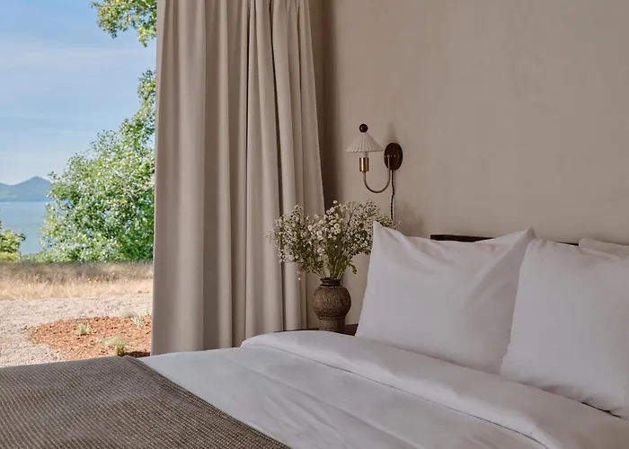 The Herondale Hotel
