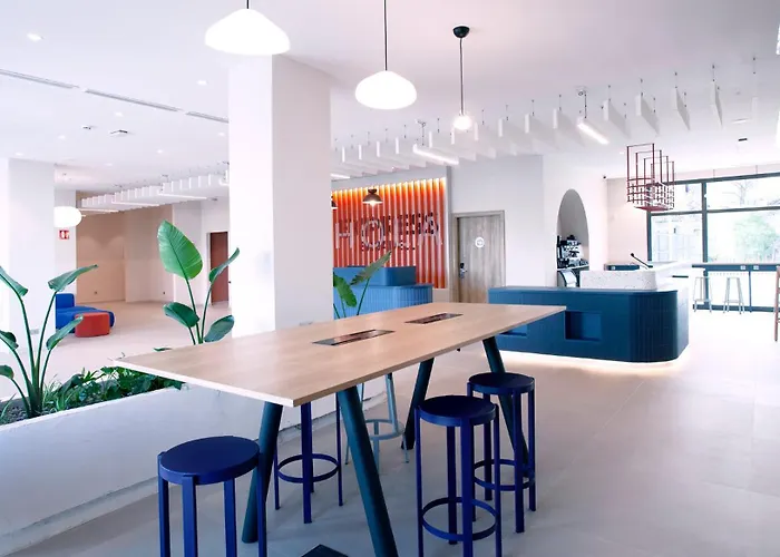 Holiday Inn Express & Suites Barcelona - Sabadell By Ihg