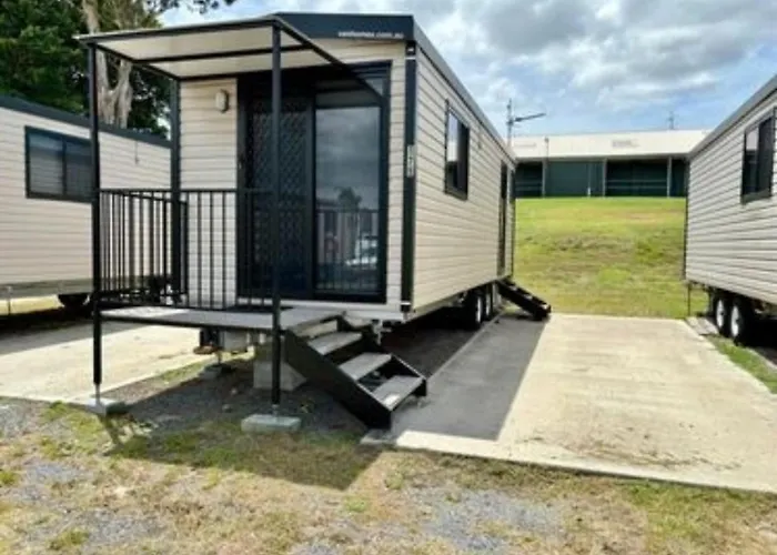 Heatherbrae Holiday Village