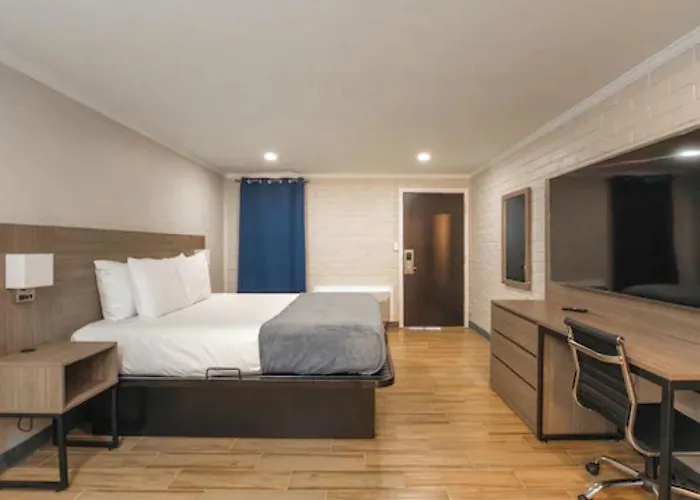 Economy Suites Fort Smith