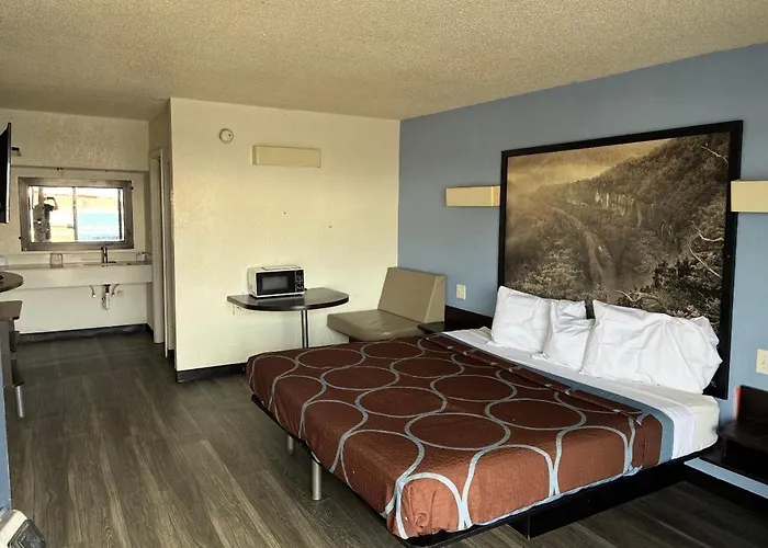 Economy Suites Fort Smith