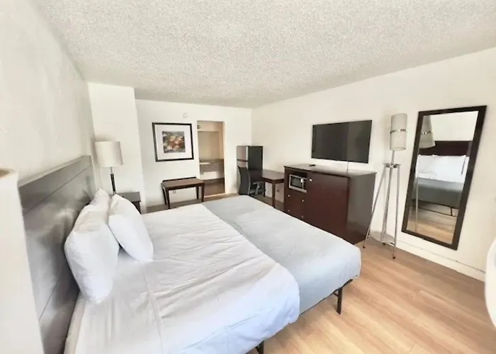 Economy Suites Fort Smith