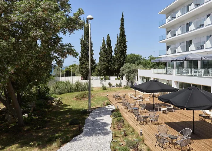 Paradise Resort Evia, A Member Of Radisson Individuals