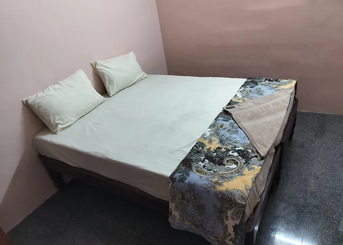 Swarna Lodge