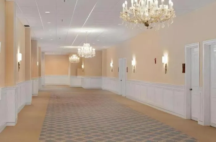 Westford Regency Inn & Conference Center
