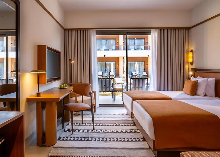 Jaz Viva Villagio, Almaza Bay