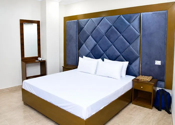 New Elegant Hotel